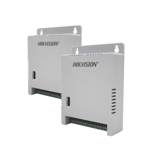 2 Fuentes de Poder Regulada (12 Vcc / 13.5 Vcc / 15 Vcc) para 16 Cámaras / 1 Amp por Salida / Voltaje de Entrada 90 - 130 VCA / Soporta 4K / Modo para Largas Distancias
